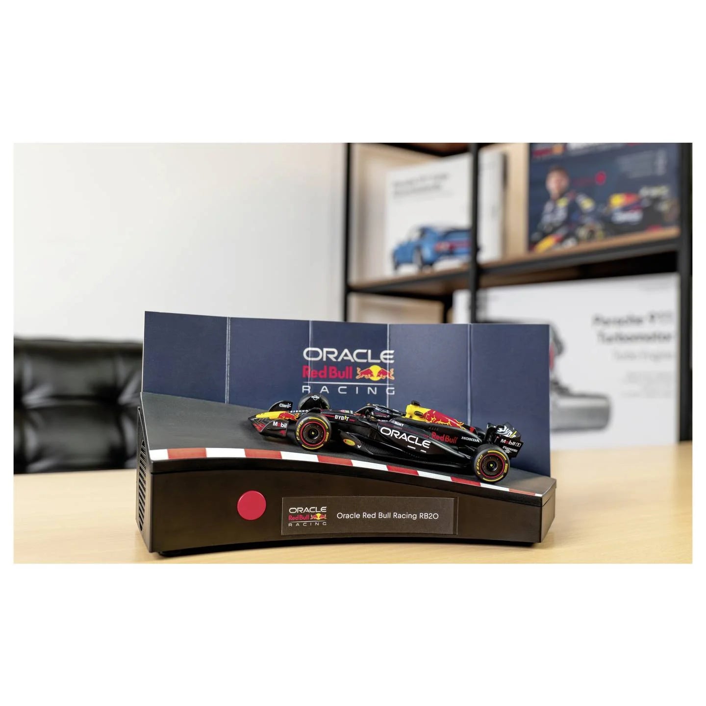 Redbull Advent Calendar 1:43